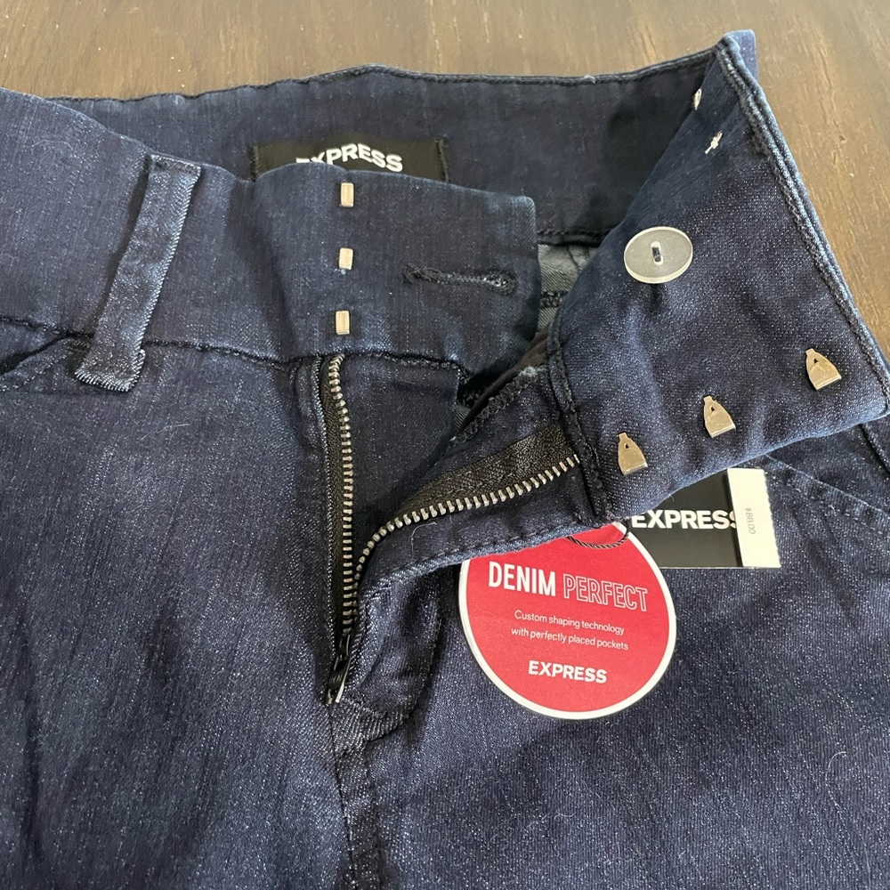 Express Denim Perfect High Rise Jeans - Picture 3 of 9
